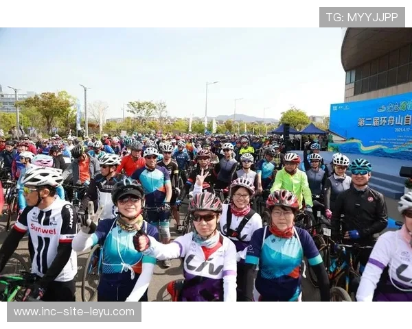 环舟山骑行开跑:以运动之姿,共筑群岛生态交响 环舟山骑行开跑:以运动之姿,共筑群岛生态交响